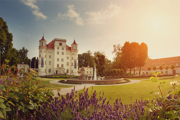 Wojanów Palace