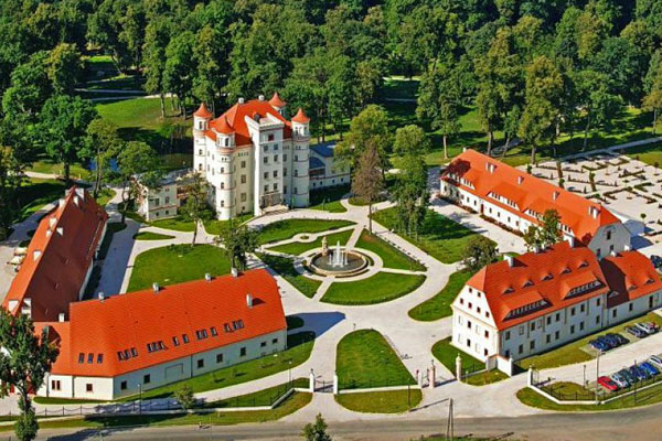 Wojanów Palace